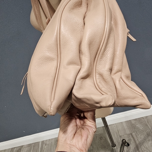 I MALATESTA Blush Nude Triple Compartment Leather Satchel Purse - Picture 8 of 12